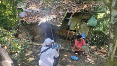 Photo of Kisah Pasangan Lansia di Samarinda 17 Tahun Hidup di Tengah Hutan Tanah Merah