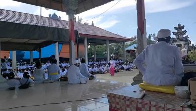 Photo of Ketika Warga Non-Hindu Ikut Amankan Perayaan Nyepi di Desa Kerta Buana
