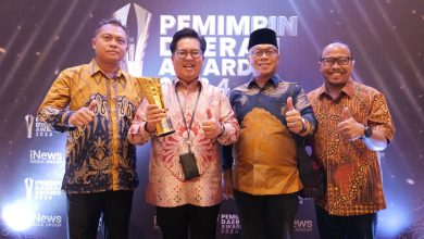 Photo of Berkat Program Mumpuni, Rendi Solihin Dinobatkan sebagai Tokoh Ekonomi Kreatif & UMKM Kukar